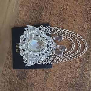 VINTAGE Silver Chain Brooch
